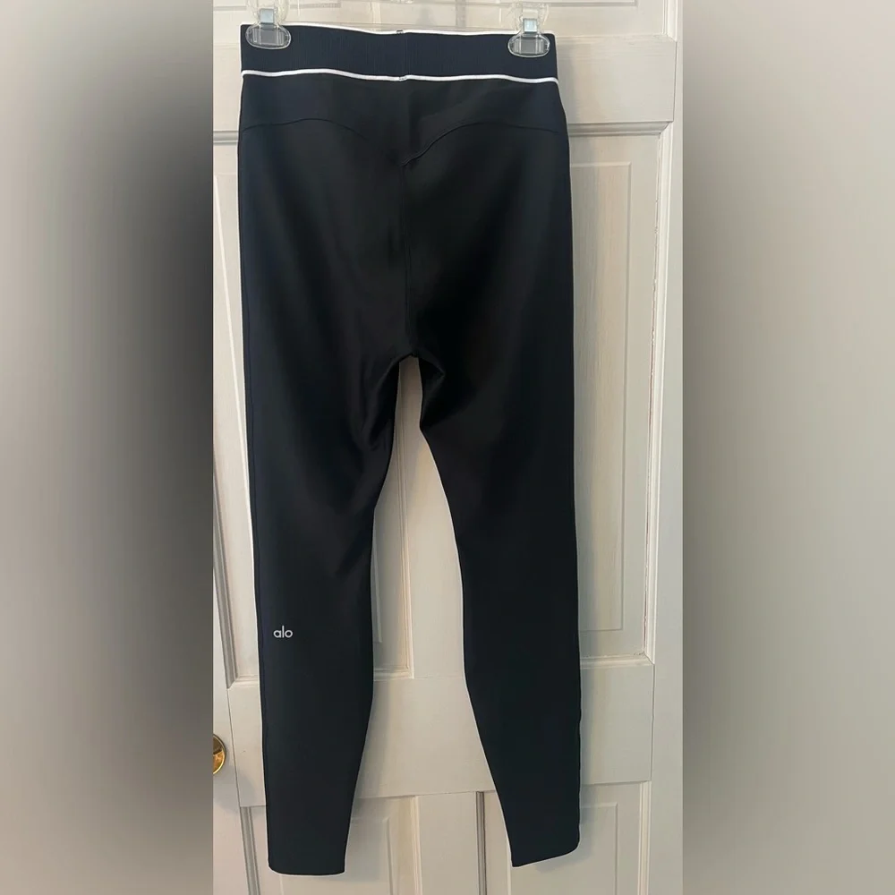 Airlift High-Waist Alignment Legging
